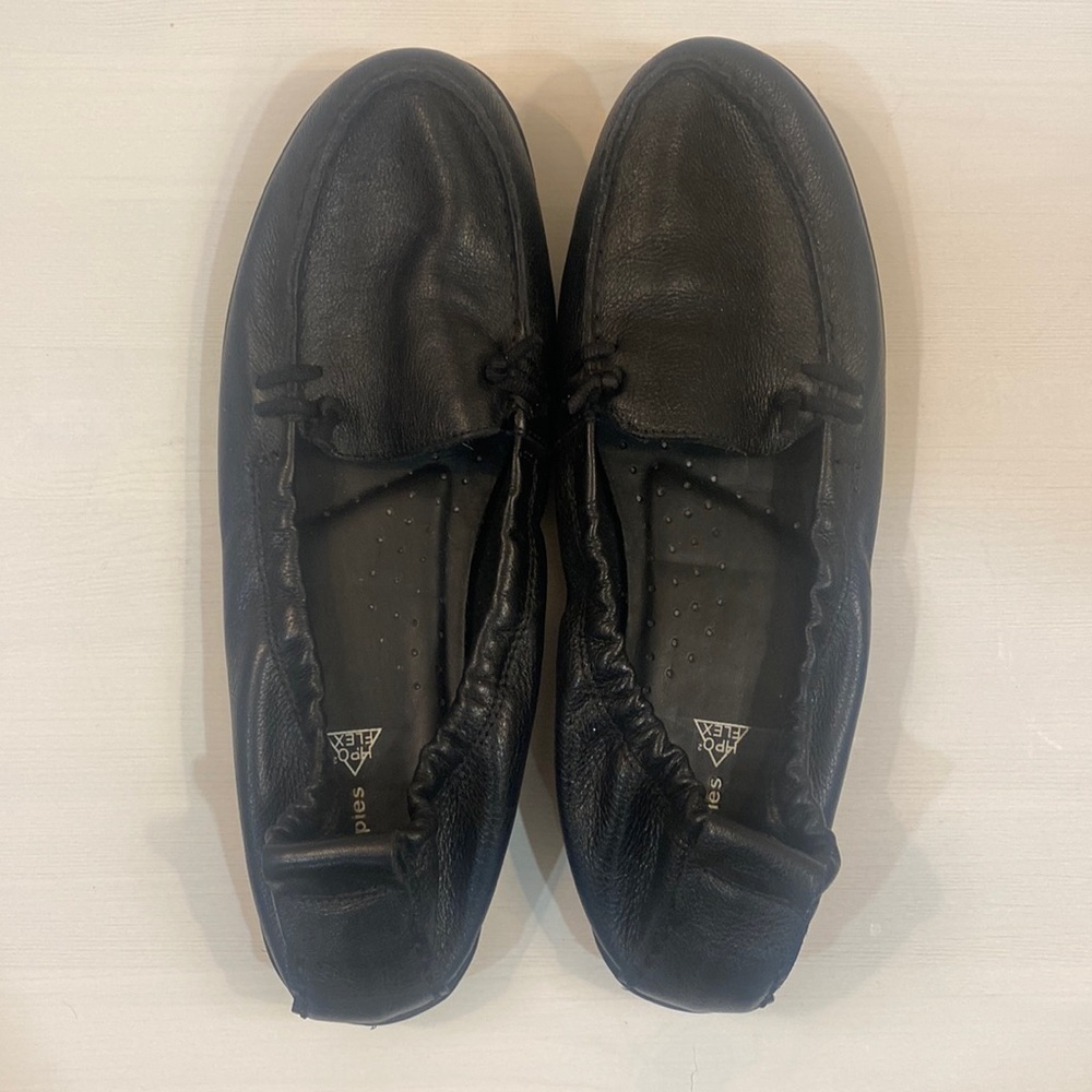 Hush Puppies Loafers Euc